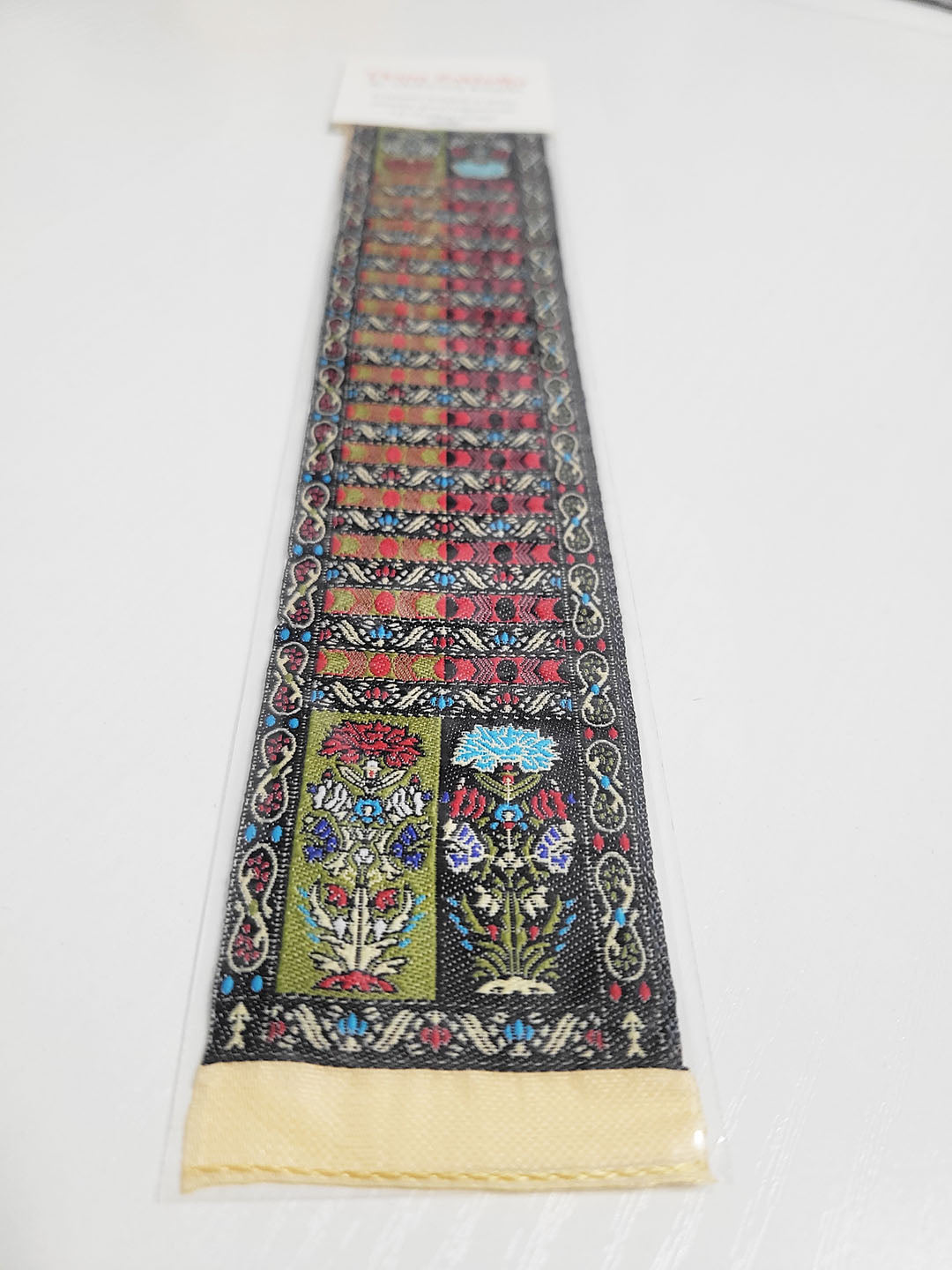 Bookmark for books "Noble Belts"