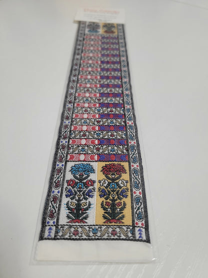 Bookmark for books "Noble Belts"