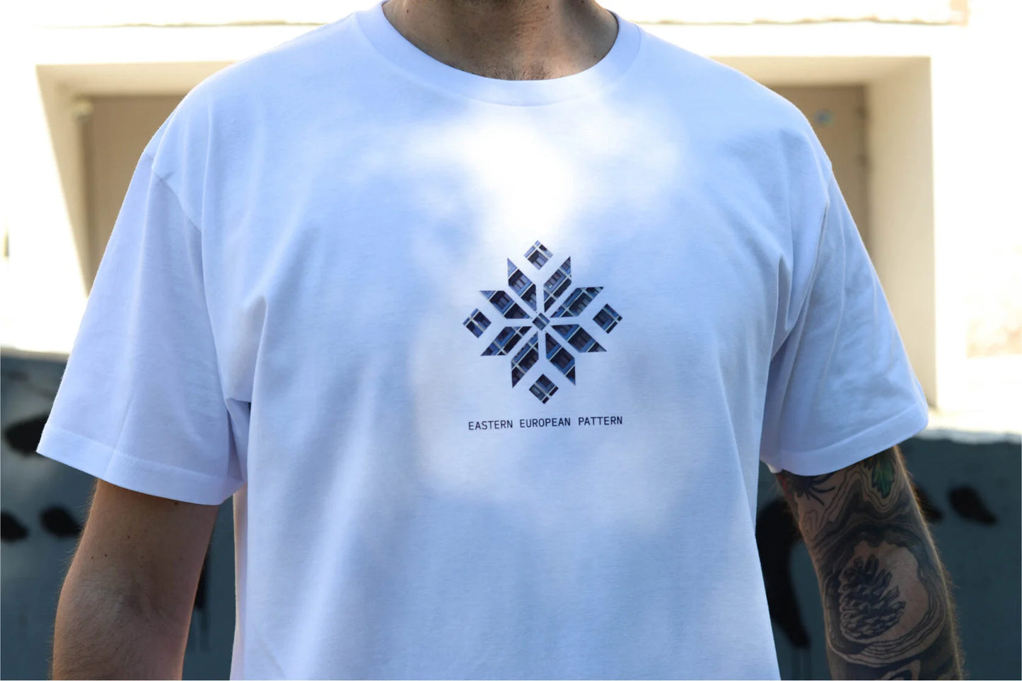 Цішотка Eastern European Pattern з усходнееўрапейскім арнаментам